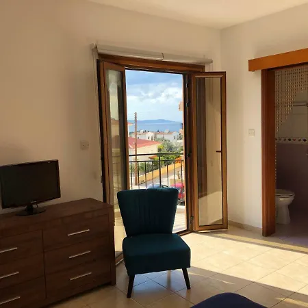 Enastro Holiday Holiday home Argaka