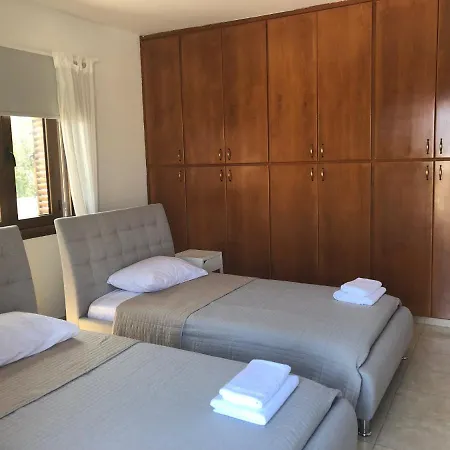 Сasa de vacaciones Enastro Holiday